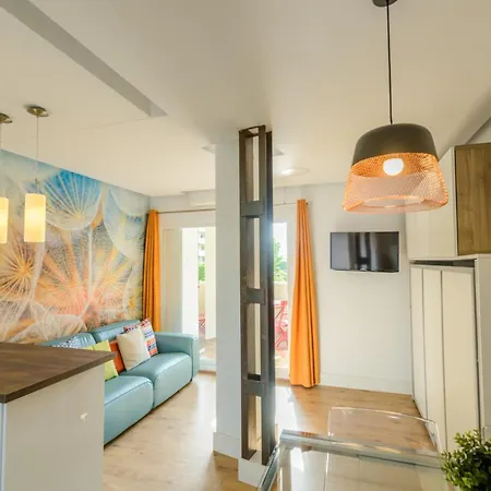 Cubo's Estudio 118 Benal Beach Sea View Benalmádena